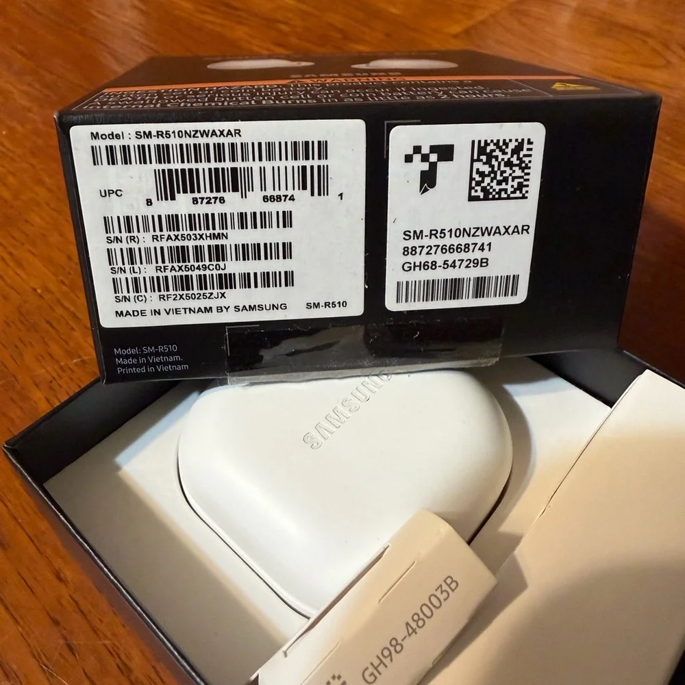 Samsung wireless earbuds